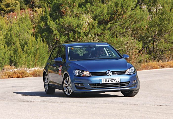 Το νέο VW Golf είναι εδώ, στοχεύοντας απευθείας στην κορυφή της μικρομεσαίας κατηγορίας.